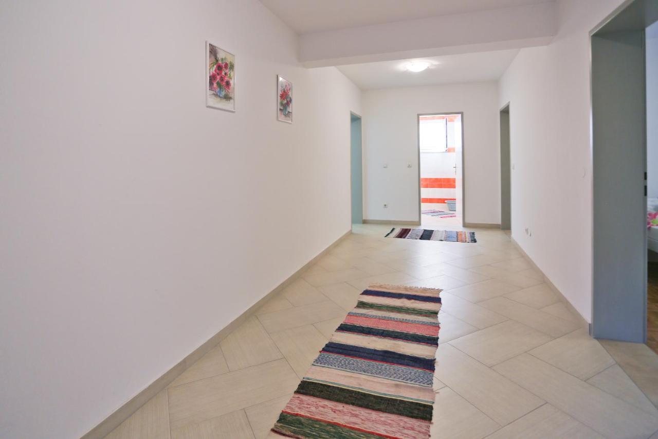 Dani Apartament *